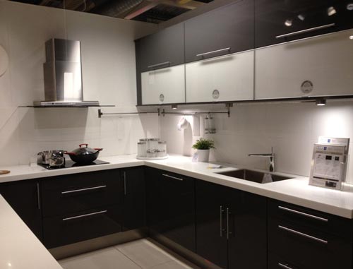 Kabinet Dapur berbentuk U.